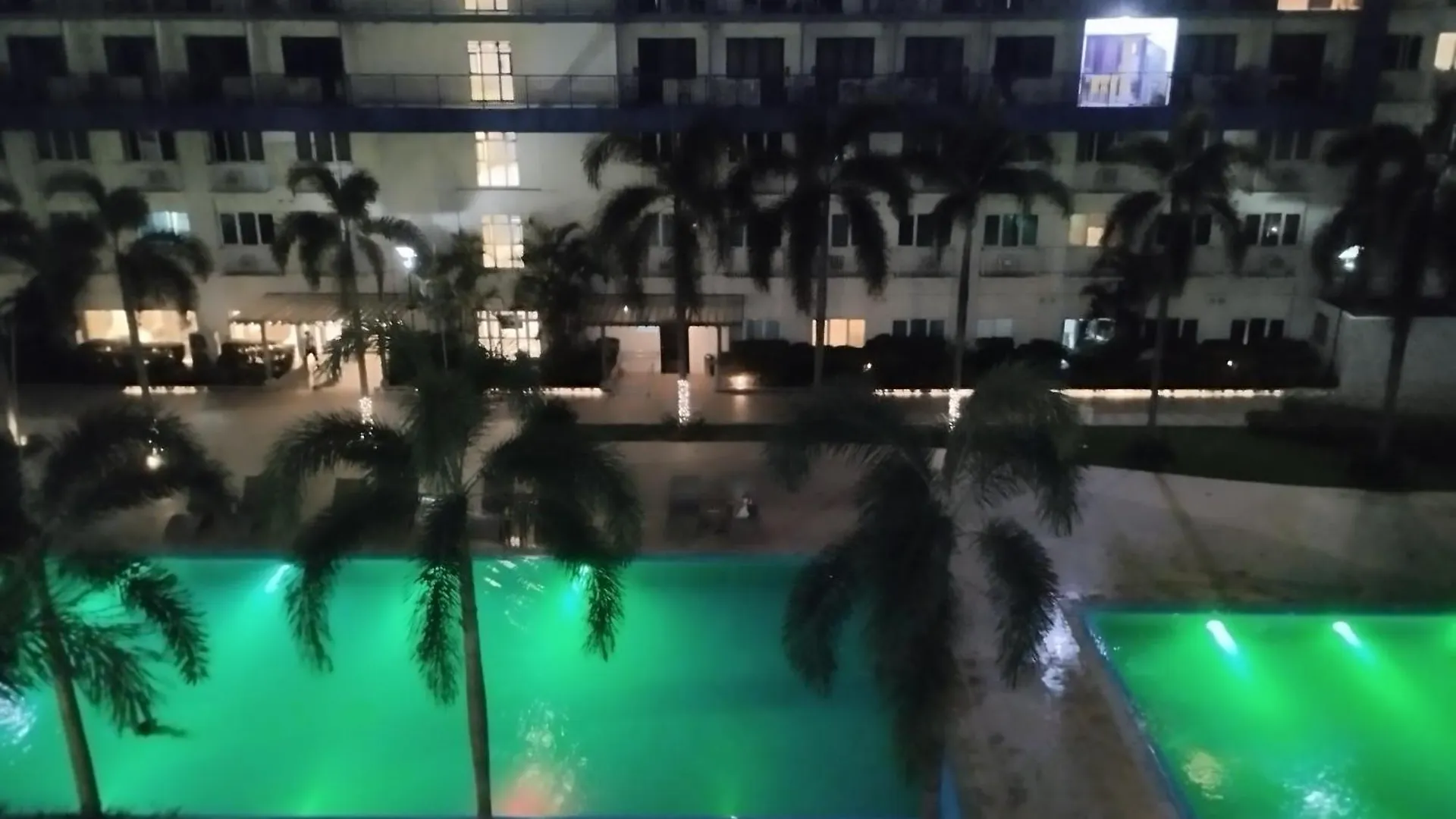 酒店 Domengs Staycation 马尼拉